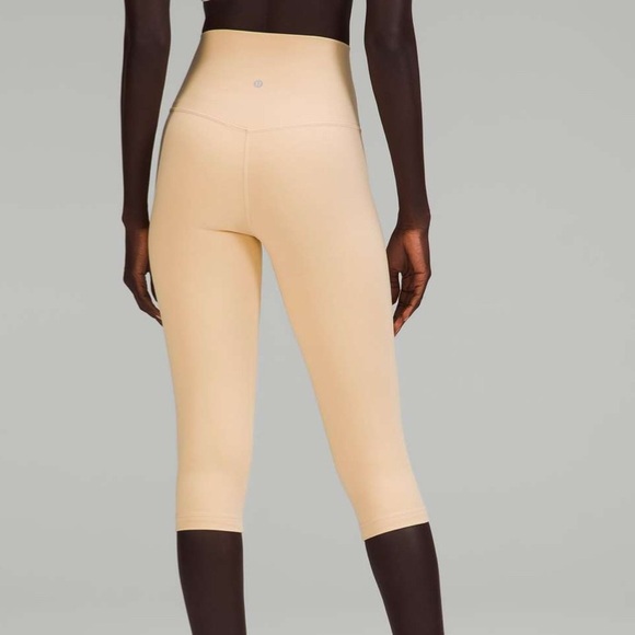 LULULEMON ALIGN HIGH RISE 17” CROPS IN PROSECCO SIZE 2 - Picture 1 of 6